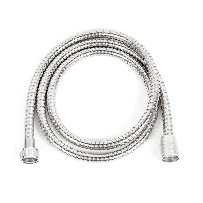 What are the advantages of using electroplating process for shower hoses?